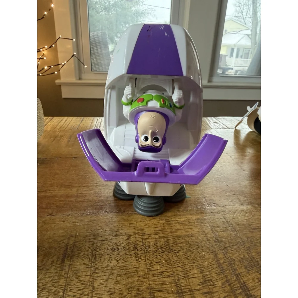 Disney Pixar Toy‎ Story Buzz Lightyear astronaut car 2018 Mattel toy figure